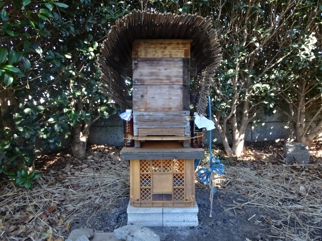 日本蜜蜂の部屋 :: cello audio and hobby